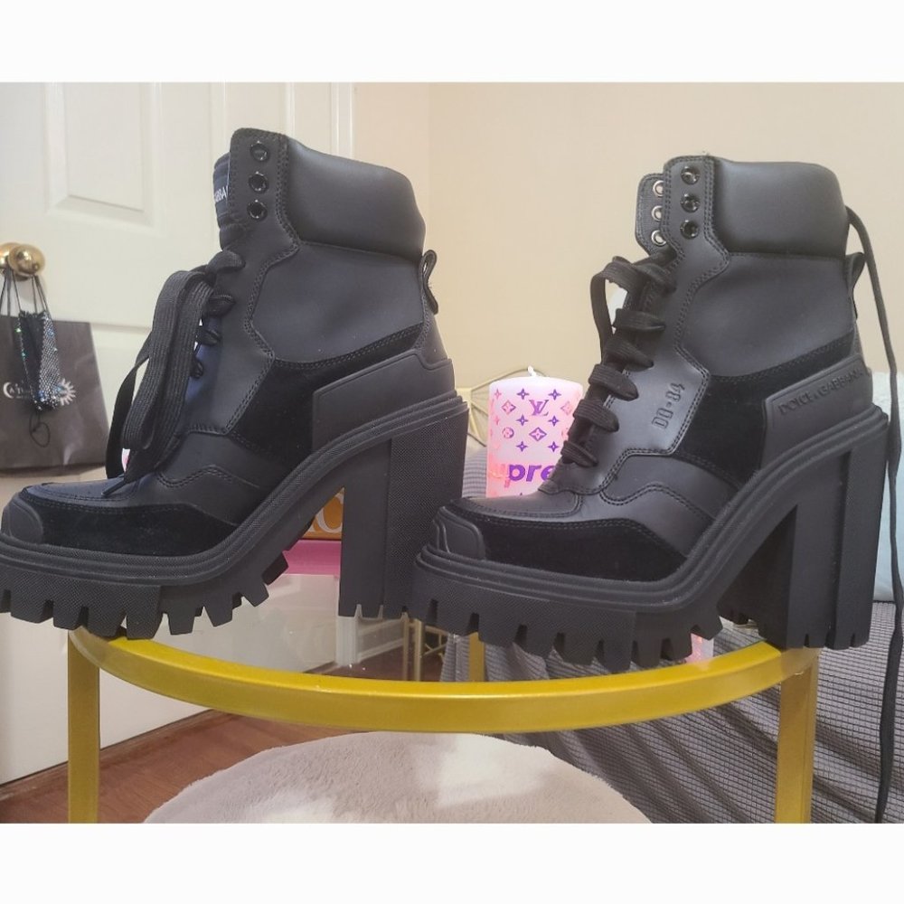 Trekking ankle boots